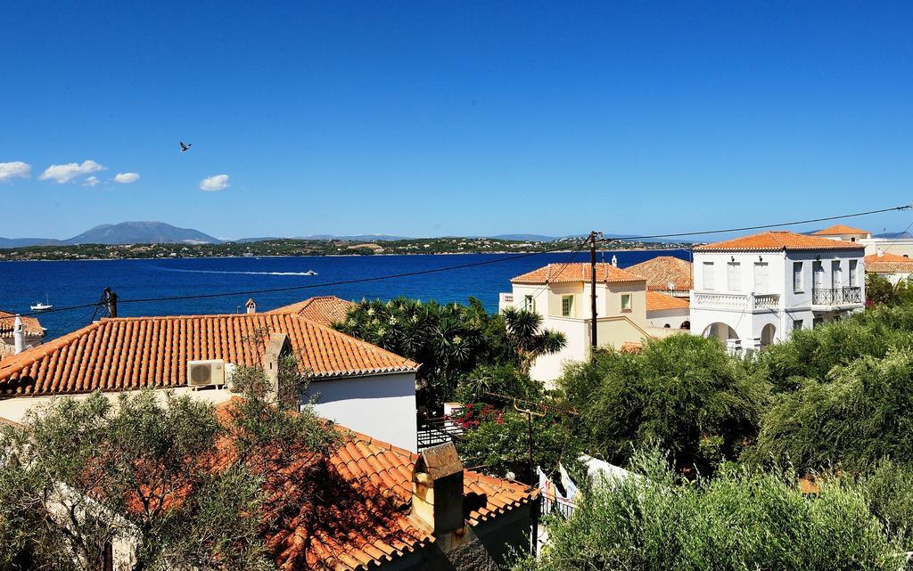 Arolithos Hotel Spetses Town Exterior photo